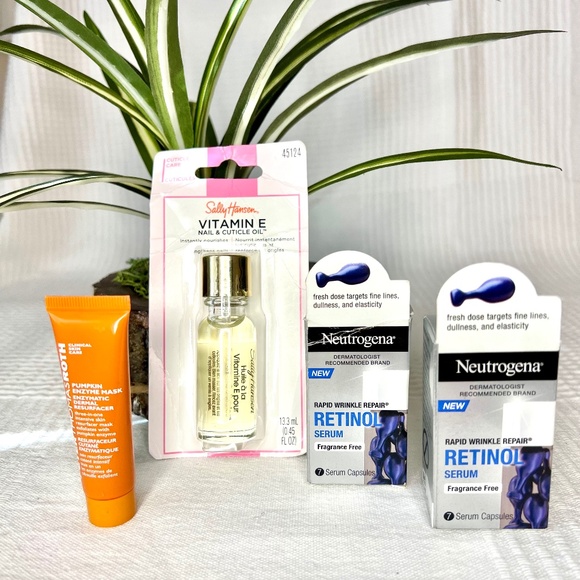 Makeup Bundle - Picture 1 of 9